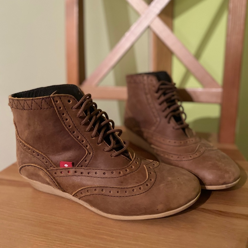 Oliberte leather booties